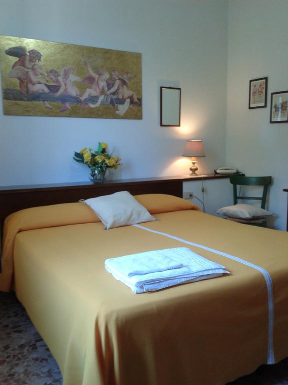 Hotel Gabry Montespertoli Quarto foto